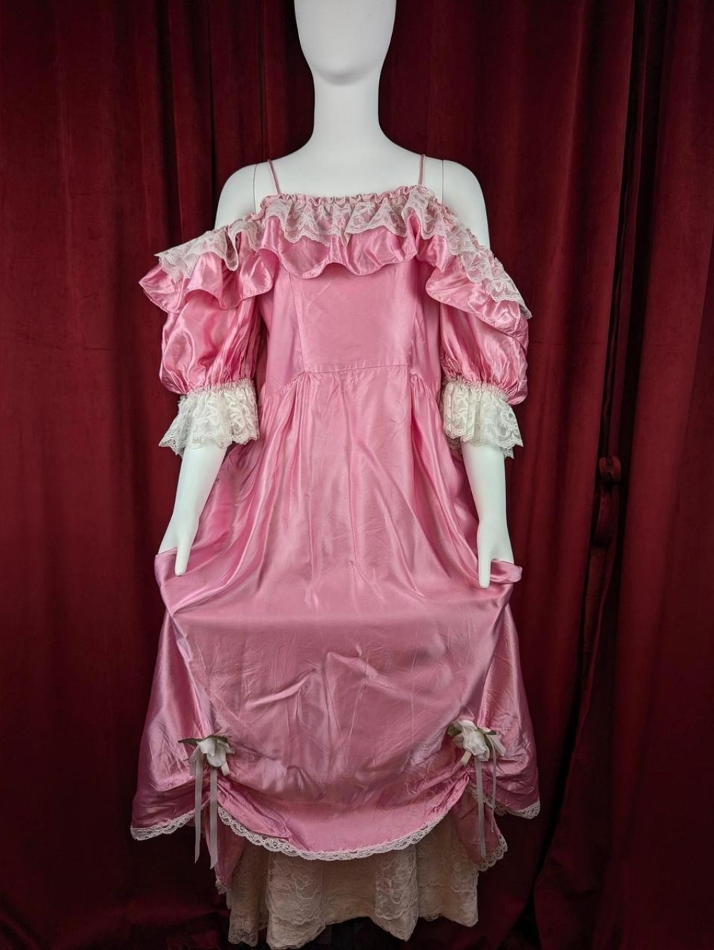True Vintage 70's Pink & White Satin Lace Trim Gathered Floral Applique Dress